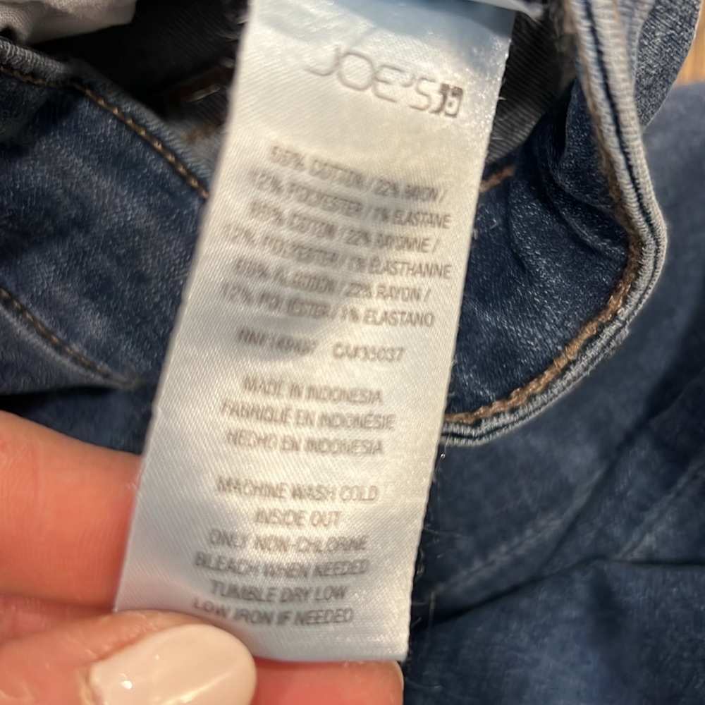 Joe’s Jeans - Picture 4 of 6